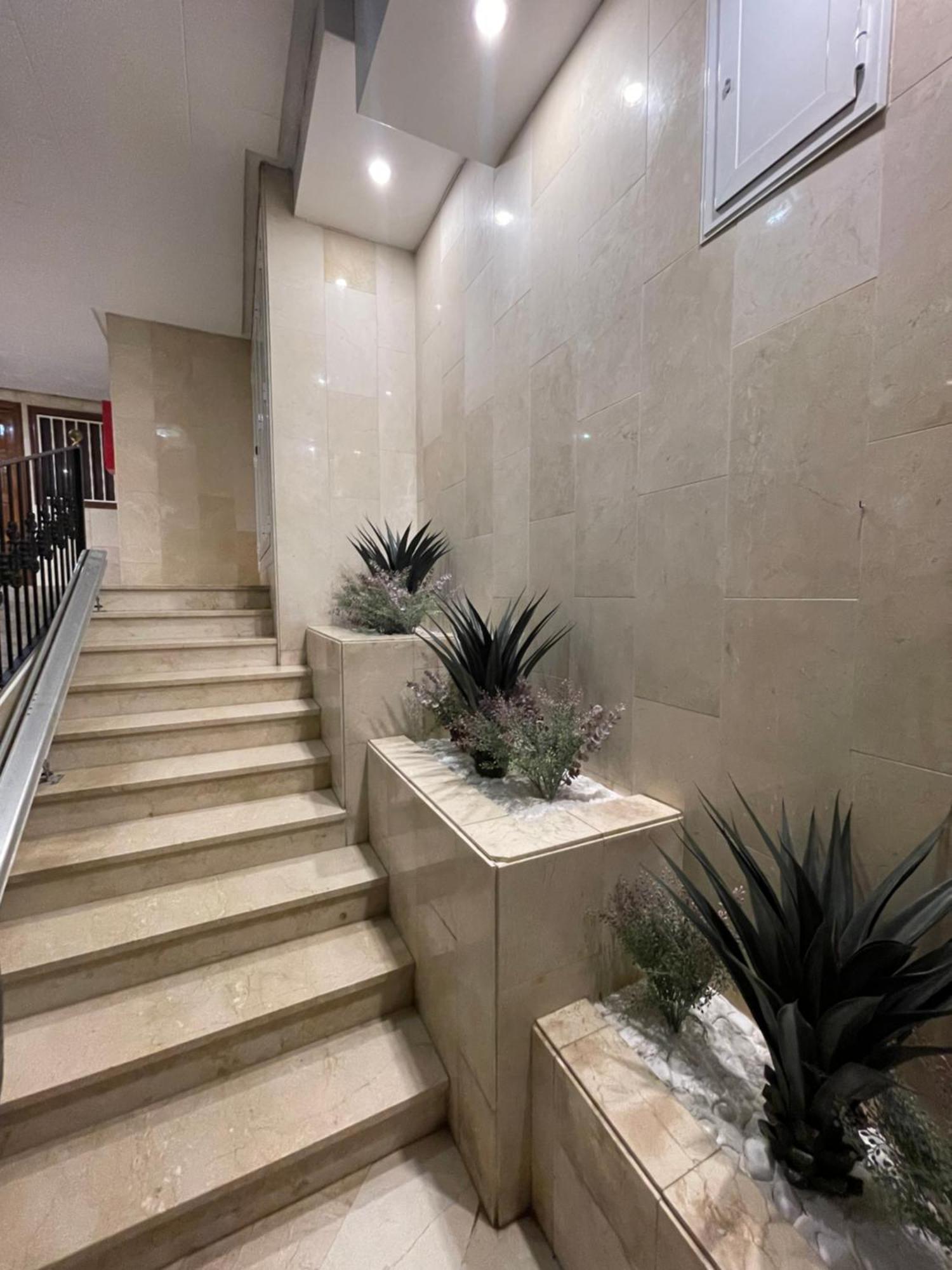 Studio Flat 150M Away From Beach Torrevieja Ngoại thất bức ảnh